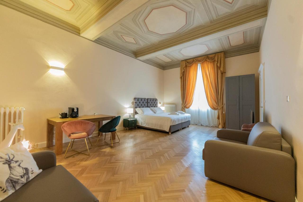 Aldrovandi Luxury Suites And Apartment Bologna Exteriör bild